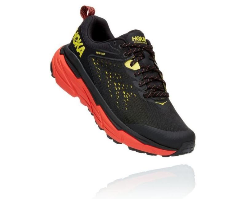 Hoka | Men's Challenger ATR 6 GORE-TEX Black / Green Sheen