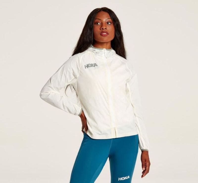 Hoka | Women's Full-Zip Wind Jacket White